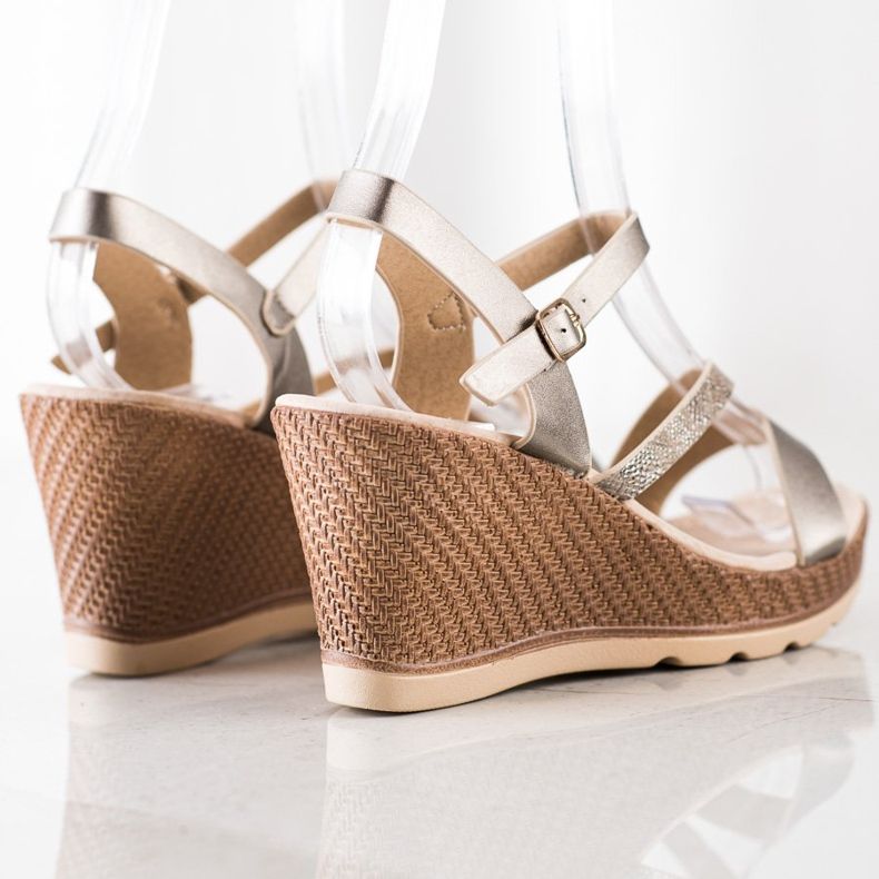 Sabatina Srebrne sandale na klin bež 1