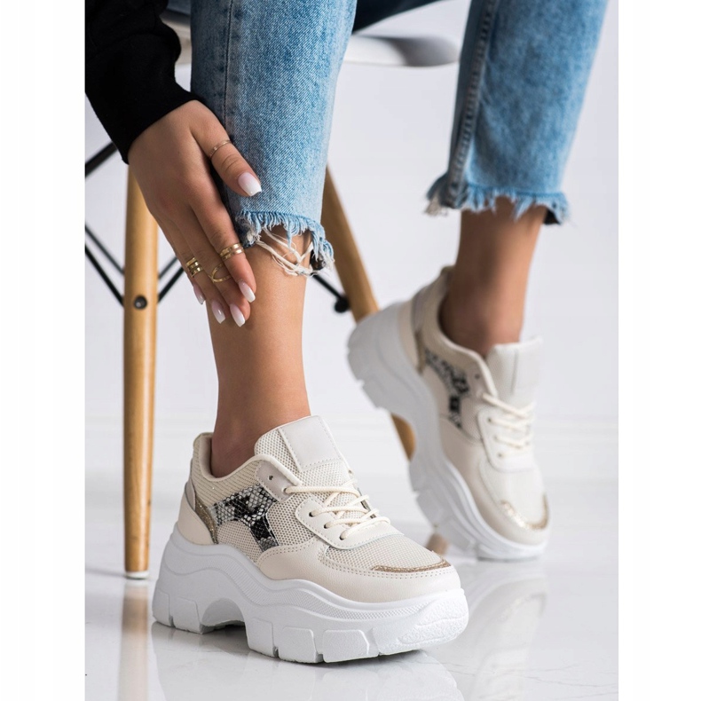 SHELOVET Elegantne tenisice sa sjajem bež 1