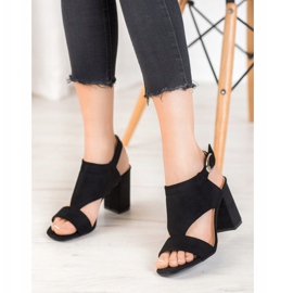 Elegantne VINCEZA štikle crna 2