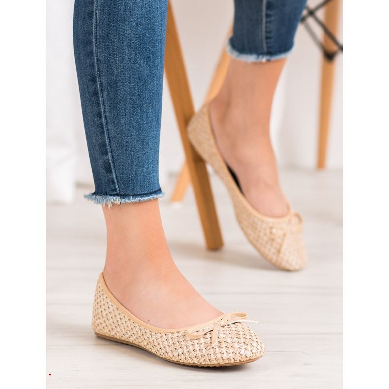 Small Swan Balerine s pletenicama smeđa 1