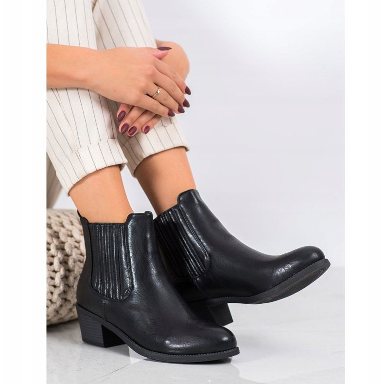 Ideal Shoes Klasične čizme na klizanje crno 2