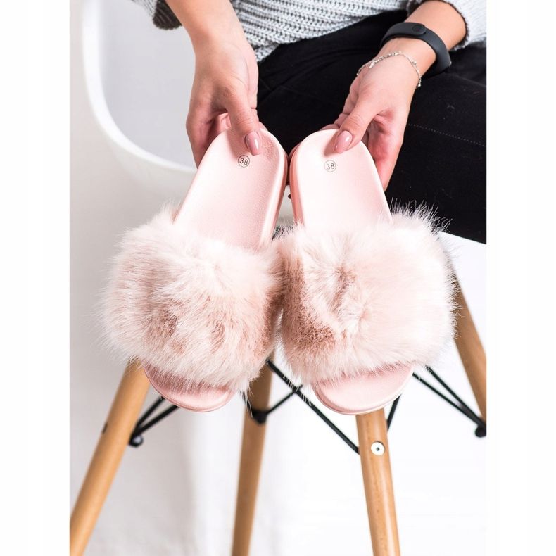 SHELOVET Udobne krznene papuče ružičasta 1