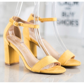 Sabatina Žute sandale na šanku žuta boja 2