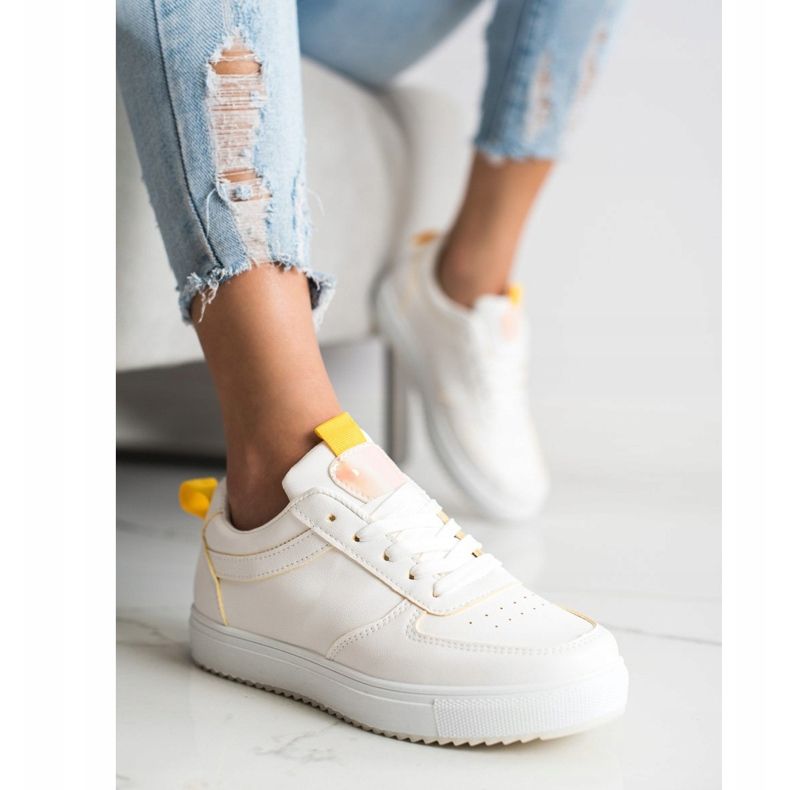 SHELOVET Sport s eko kožom bijela 1