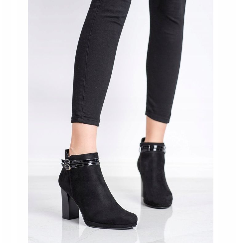 M.Daszyński Elegantne čizme s prugama crno 1