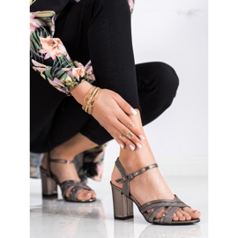 SHELOVET Sandale sa štiklama sa šljokicama smeđa 2