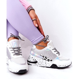 NEWS Ženske tenisice na klin bijele s brokatom Avery 21SP26-3974 bijela crno srebro 4