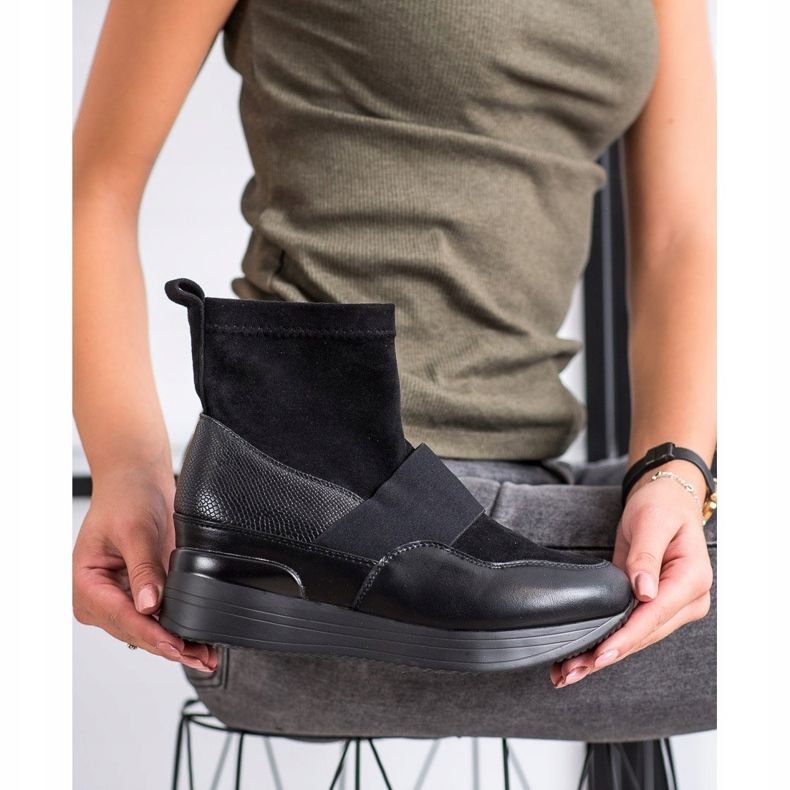SHELOVET Modne čizme na navlaku crna 1