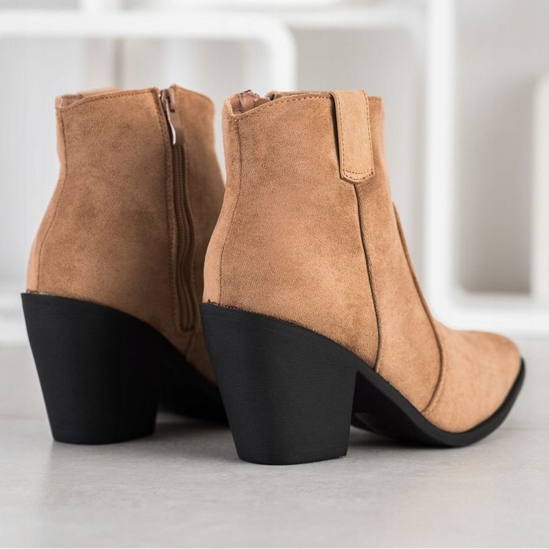 Small Swan Modne čizme u Spitzu bež 1