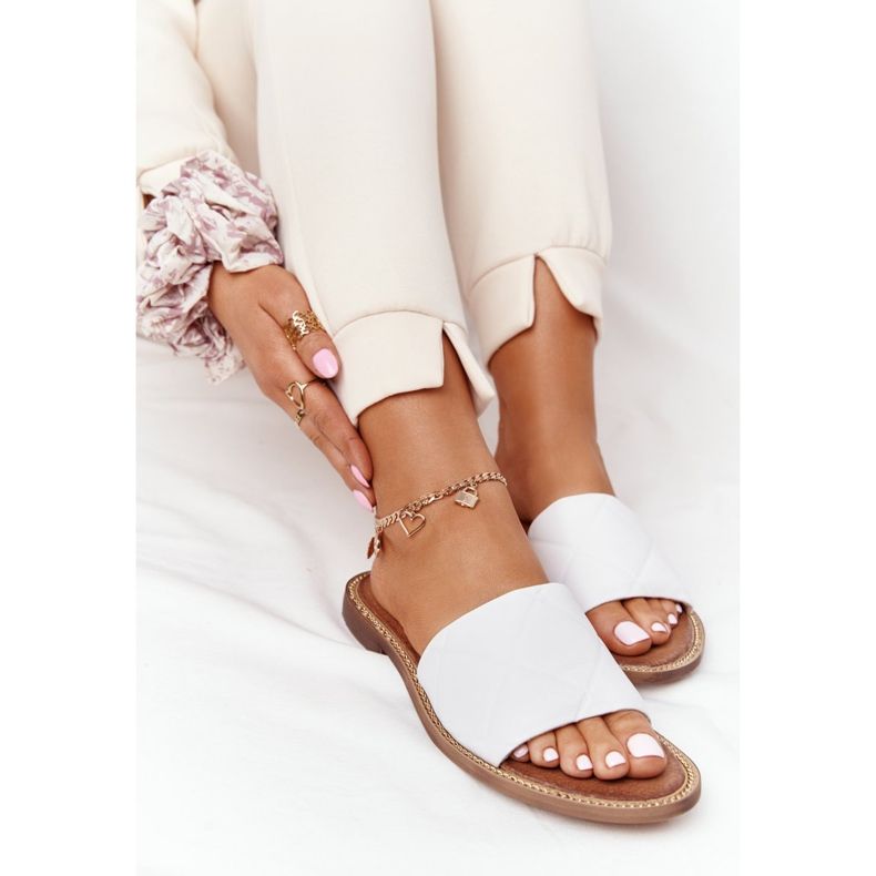 Kožne papuče s prošivenim Nicole 2650 bijele bijela 1