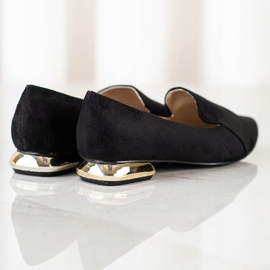 Goodin Pumpe sa zlatnom petom crno 1