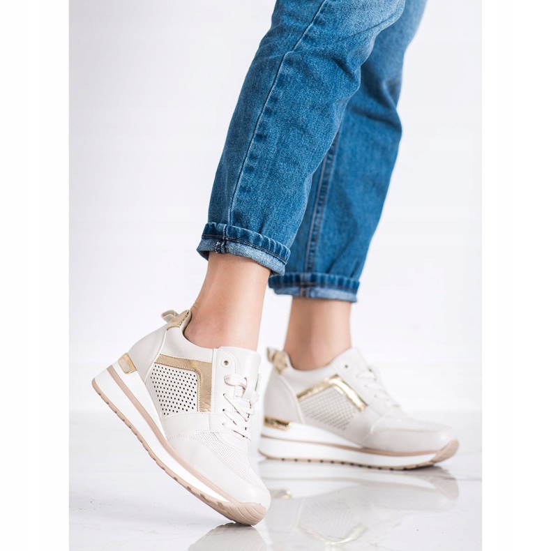 SHELOVET Elegantne tenisice sa sjajem bež 1