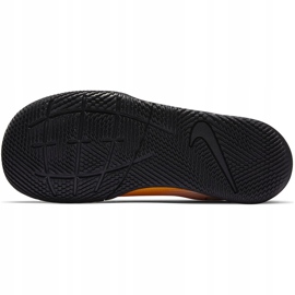 Nike Mercurial Vapor 13 Club Ic PS (V) Junior AT8170 801 nogometne cipele bijela crno naranča 5