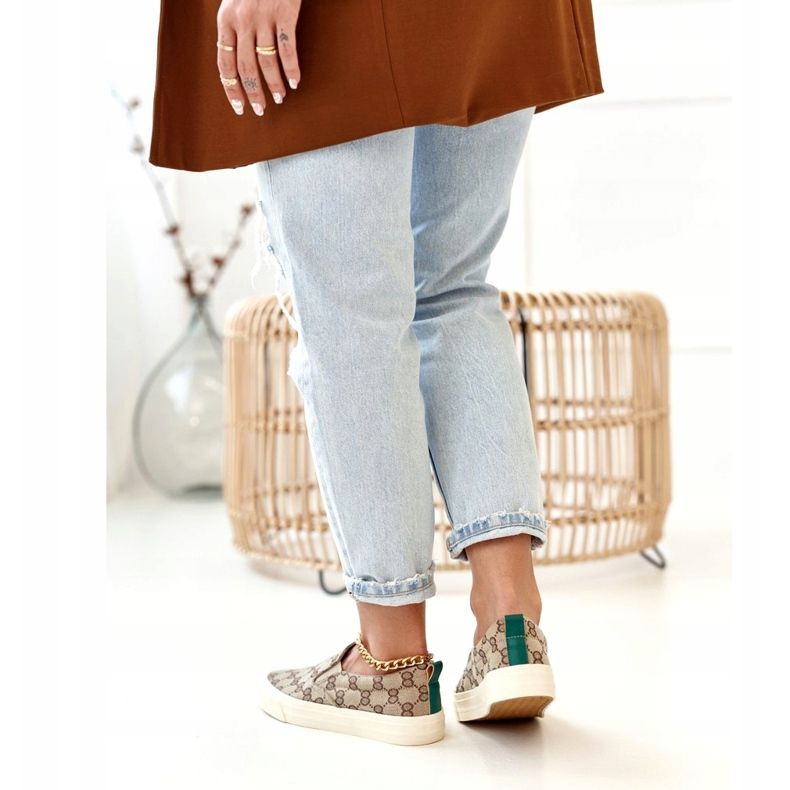 Ženske tenisice s logotipom Slip-On Khaki Challenge bež smeđa 2