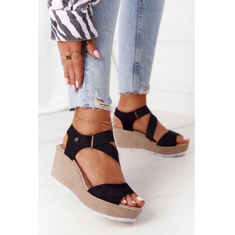 Kožne sandale na klin Big Star FF276016 Crna 1