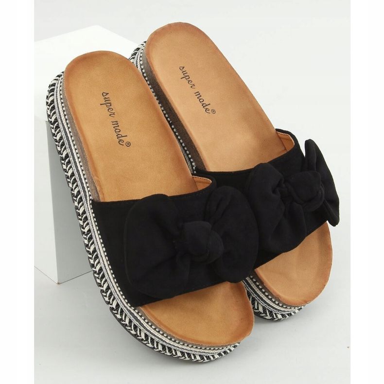 Crne 7705 Crne papuče na ukrašenom potplatu crno 1