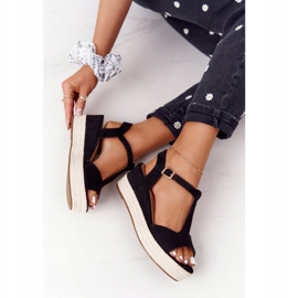 PG1 Crne sandale na klin Graciosa s pletenicama bež crno 1