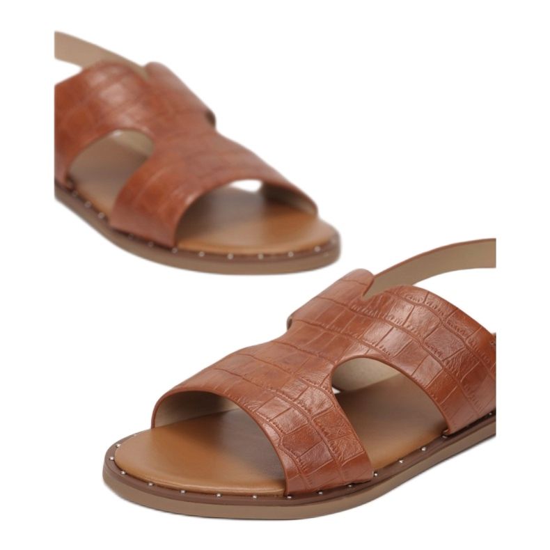 Vices Poroci 2016-6-68-deva smeđa 1