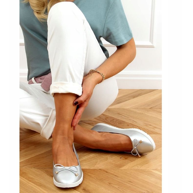 Srebrne ženske balerinke DY-10 Srebrne srebro 1