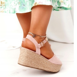 Sandale na klin s pletenicom Big Star FF274749 Goli ružičasta 4