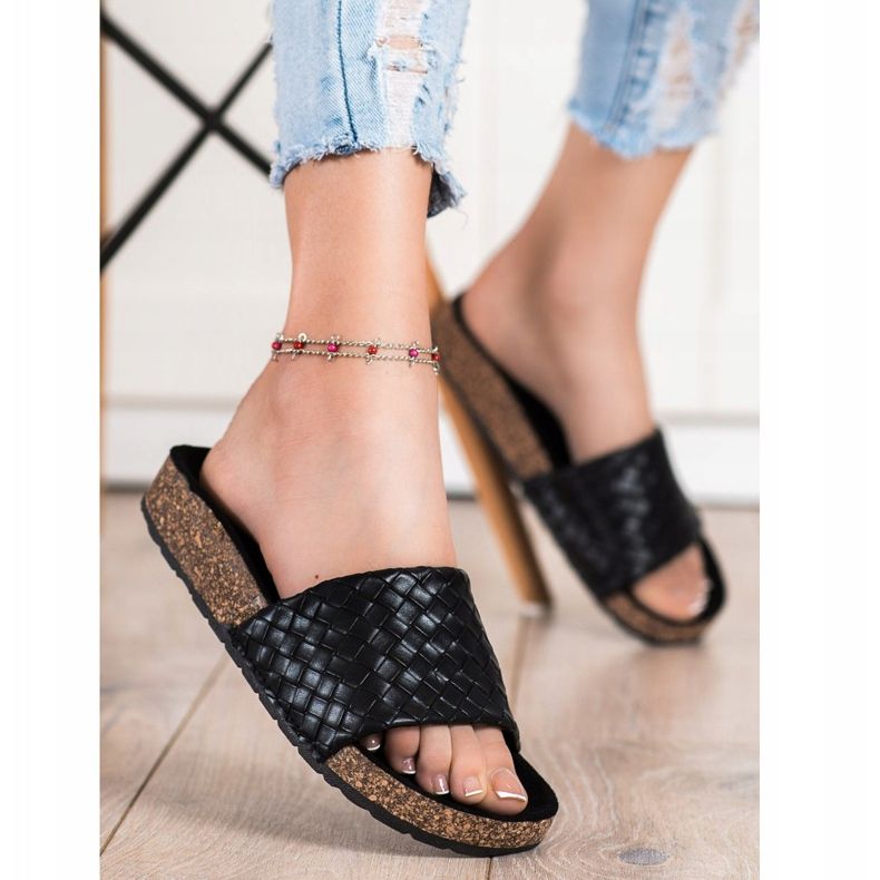 SHELOVET Modne pletene papuče crno 2