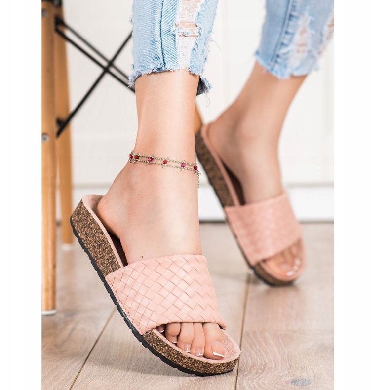 SHELOVET Modne pletene papuče smeđa 1