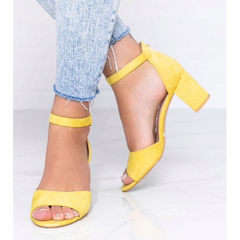 Žute sandale na stupu Mare Mare žuta boja 1