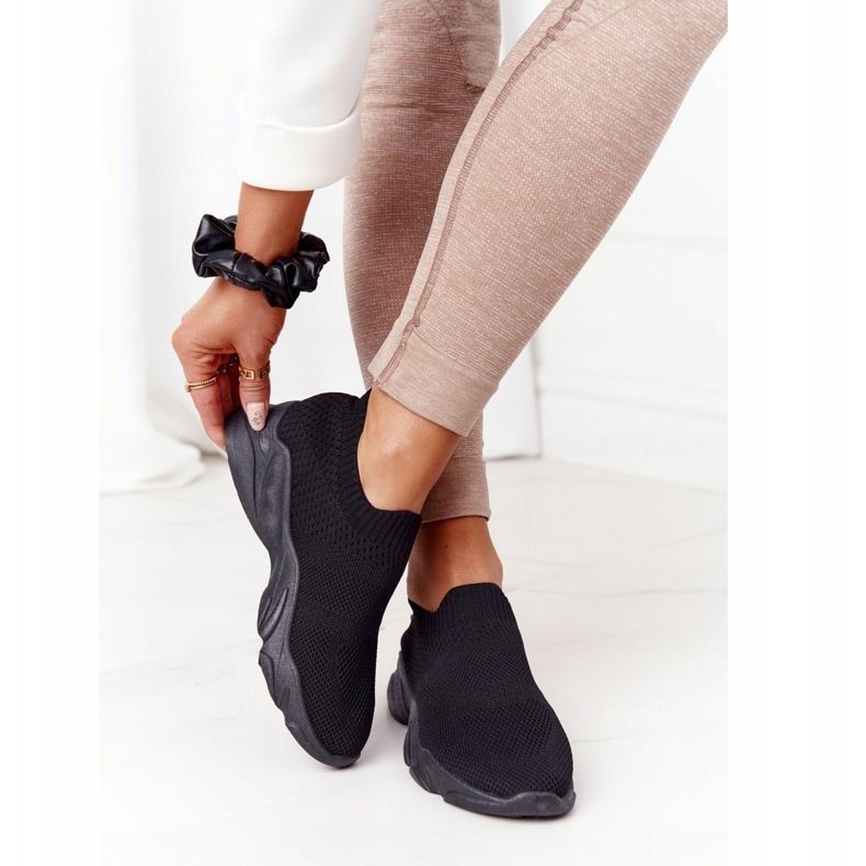 PS1 Ženske sportske cipele Slip-on Black Yoga Class crno 2