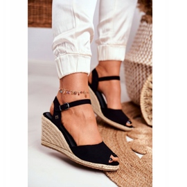 Ženske sandale na pletenom klinu Big Star crna DD274A209 2