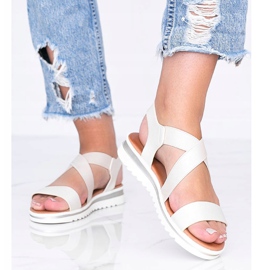 Bež sandale s debelim Irony potplatom 1