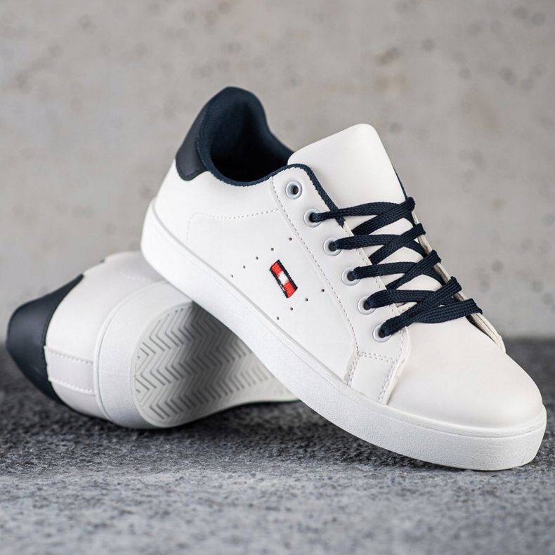 SHELOVET Ležerne tenisice s eko kožom bijela 1