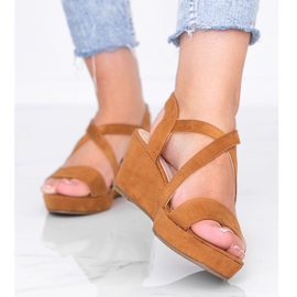 Camel Bianco sandale na klin smeđa 1