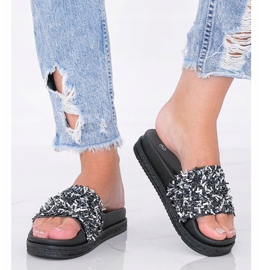 Crne papuče s kubnim cirkonijem Love Bling crno 1