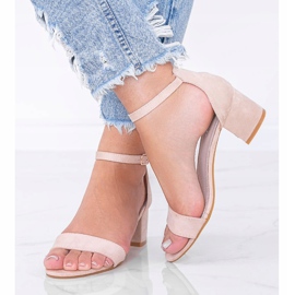 Bež sandale na niskom stupu Vaš dodir 1