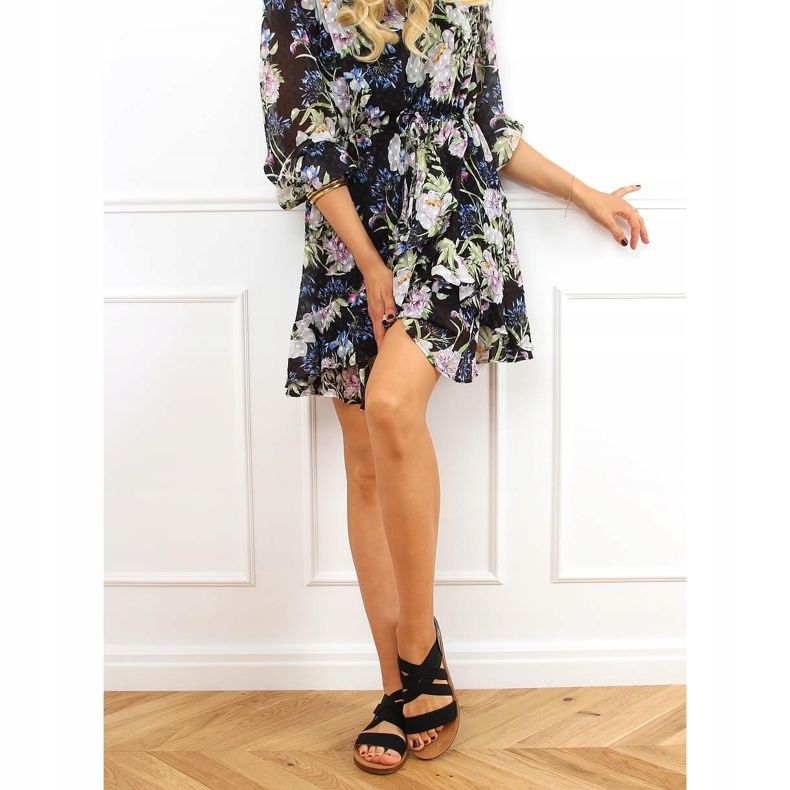 Sandale s gumenim naramenicama crne 9225 Crne crna 1