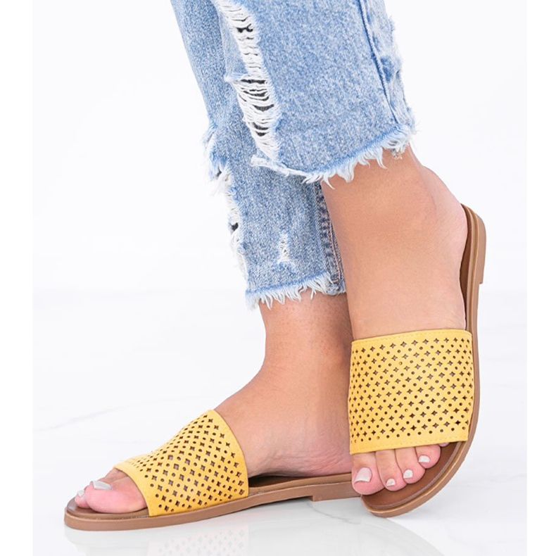 Žute ažurne ženske papuče Ballera žuta boja 1