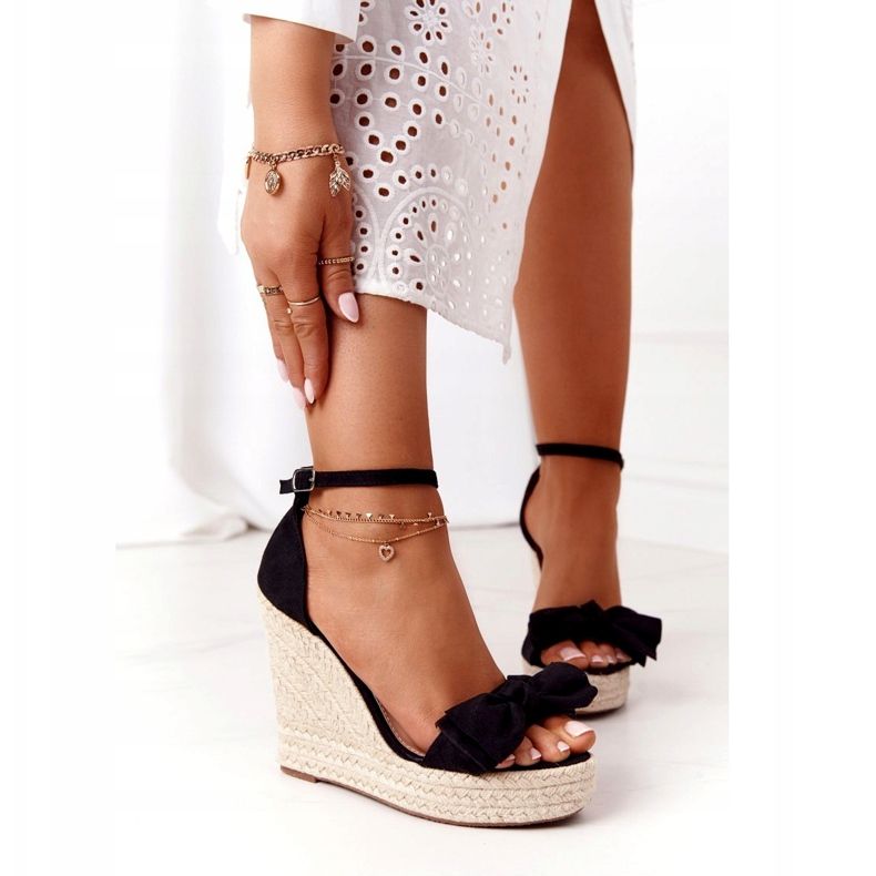 Crne sandale na klin s crnom pletenicom Idi na to 2