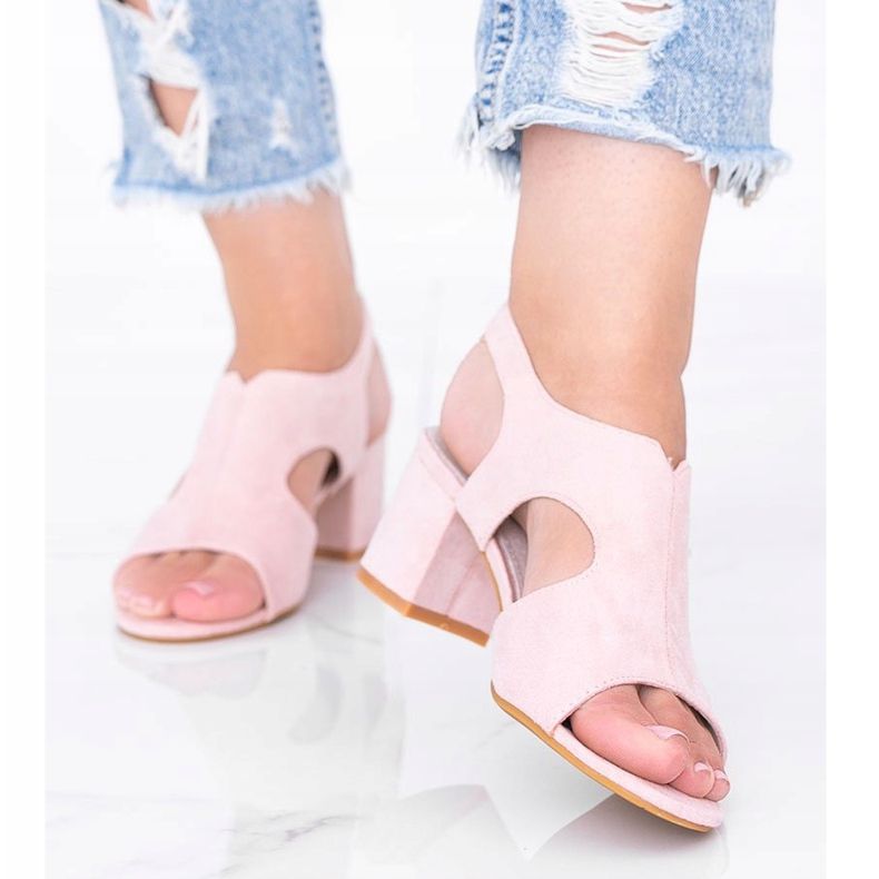 Ružičaste sandale na niskom stupu Buenna ružičasta 1