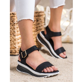 Groto Gogo Sandale na platformi sa sjajem crna 1