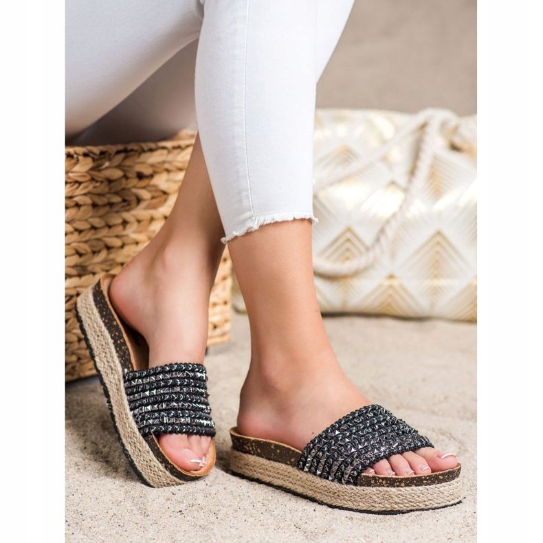 Groto Gogo Crne papuče sa klinovima crna 1