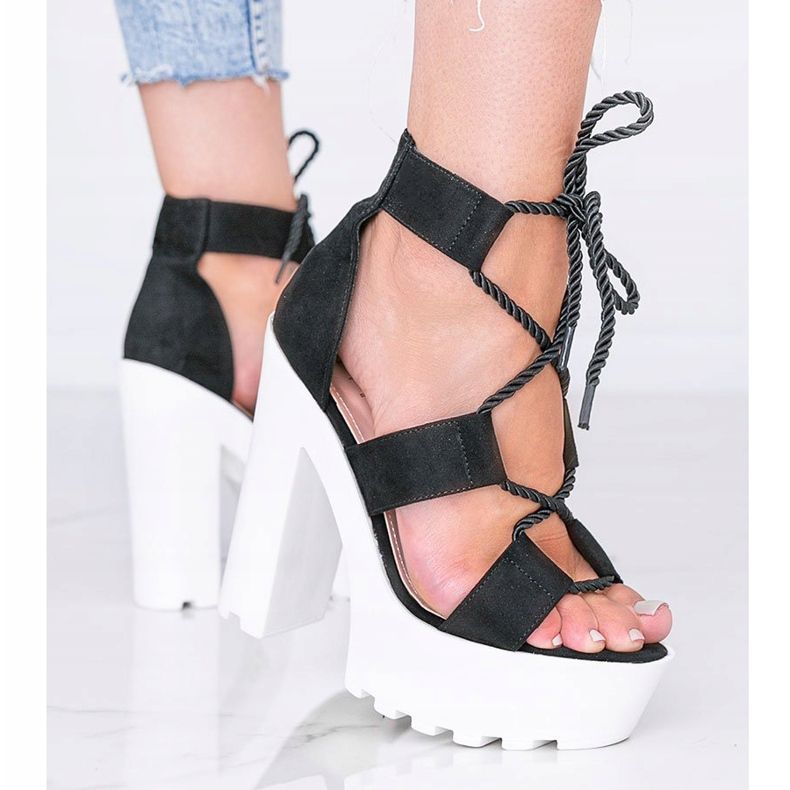 Crne sandale na debeloj platformi Hera crno 1