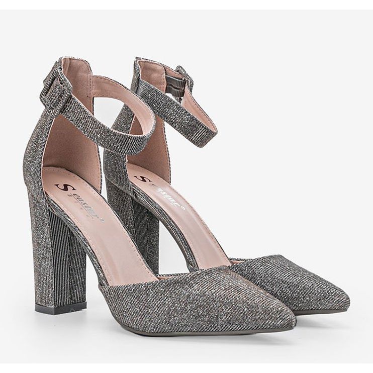 Sive sjajne pumpe na Milinom postu siva 1