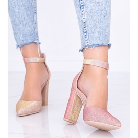Ružičaste sjajne pumpe na Milinom postu ružičasta zlatna 1