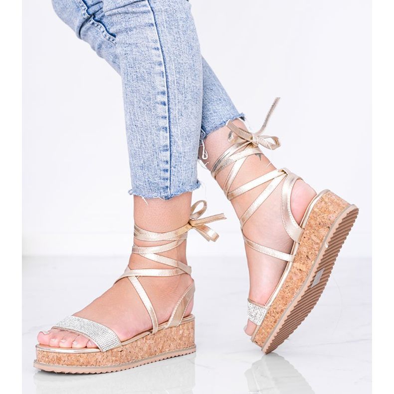 Zlatne sandale vezane cirkonima Ves zlatni 1