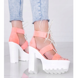 Ružičaste sandale na debeloj platformi Hera ružičasta 1