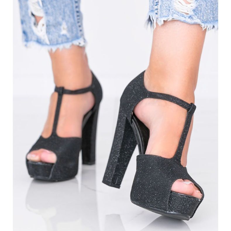 Sjajne crne pumpe na stupu Elissa crno 1