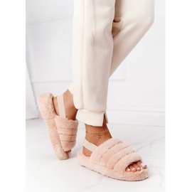 PS1 Krznene papuče na bež platformi pahuljica 1