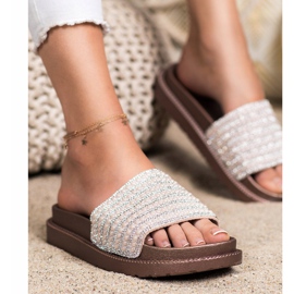 SHELOVET Papuče na platformi s kubnim cirkonijem bež zlatni 2