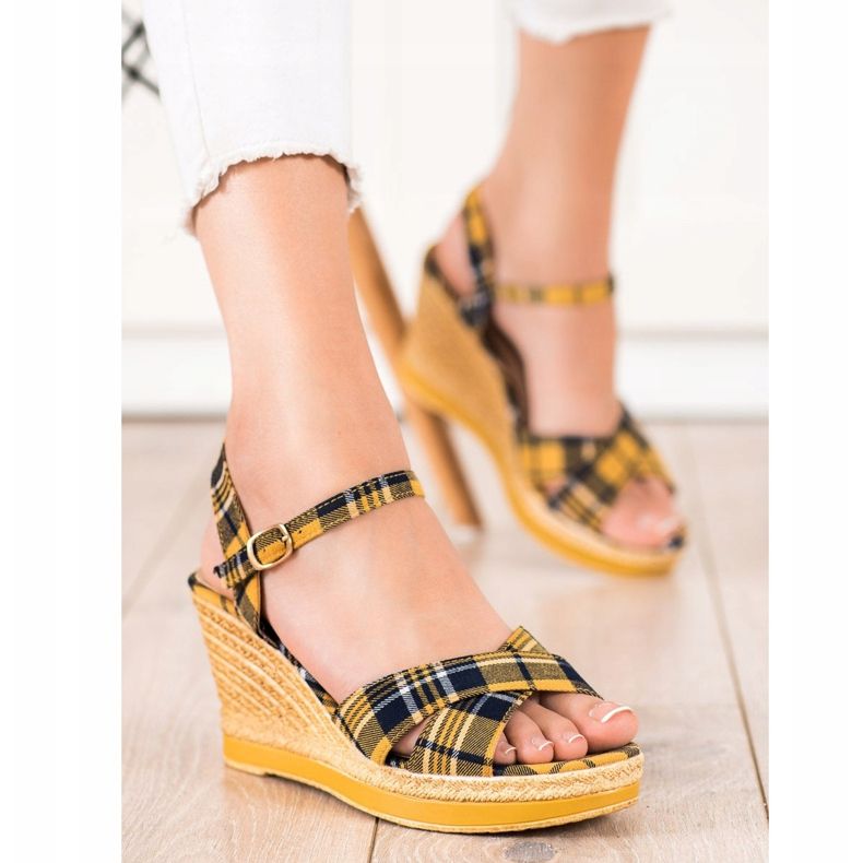 SHELOVET Karirane sandale na klin raznobojna 2