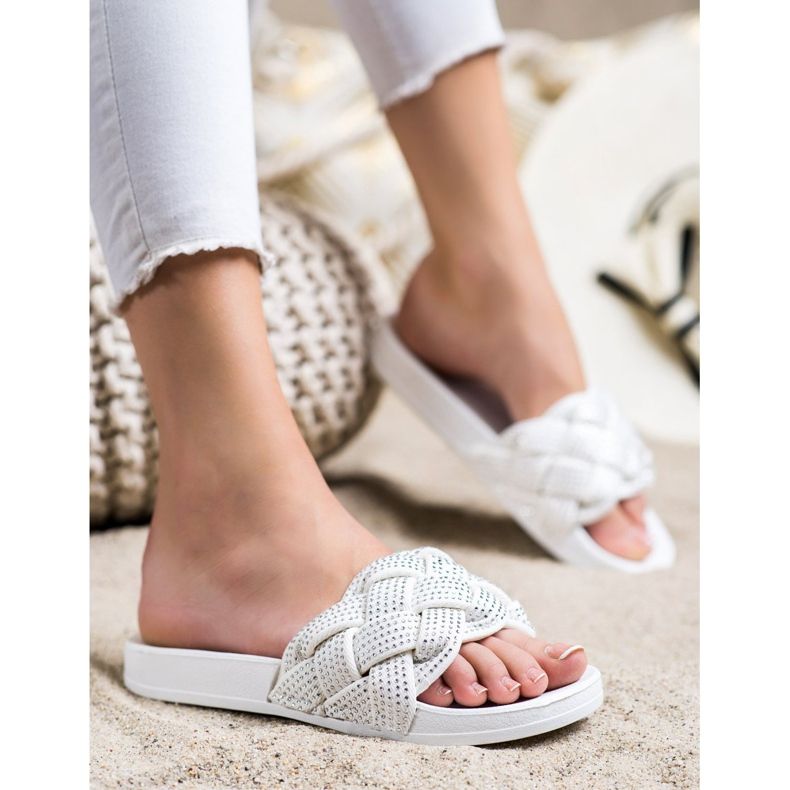 Groto Gogo Tekstilne papuče s kristalima bijela 2